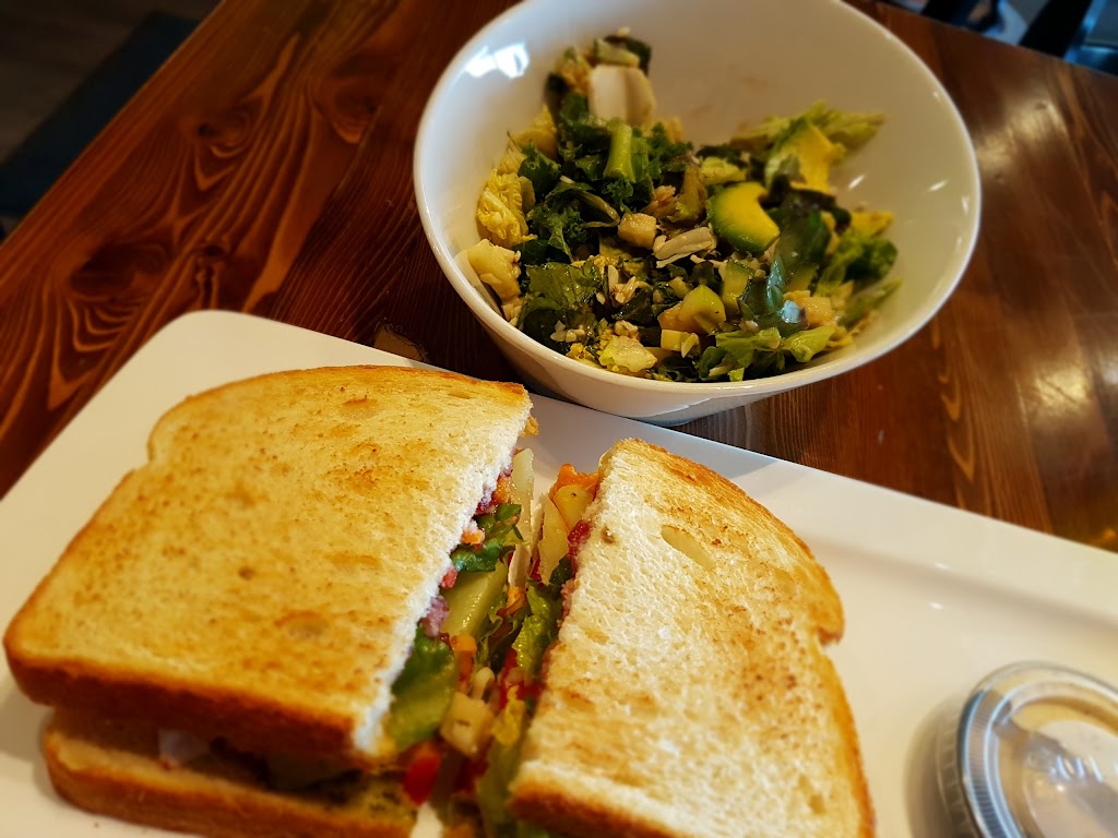The Chopped Leaf | 114 Mayfield Common Northwest H4, Edmonton, AB T5P 4B3, Canada | Phone: (587) 462-8767