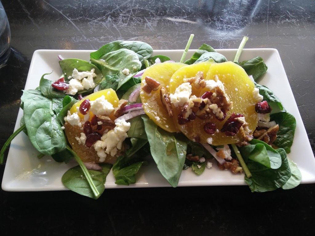 Tuscanos Pizzeria & Bistro | 1579 Oxford St E, London, ON N5V 1W5, Canada | Phone: (519) 452-3737
