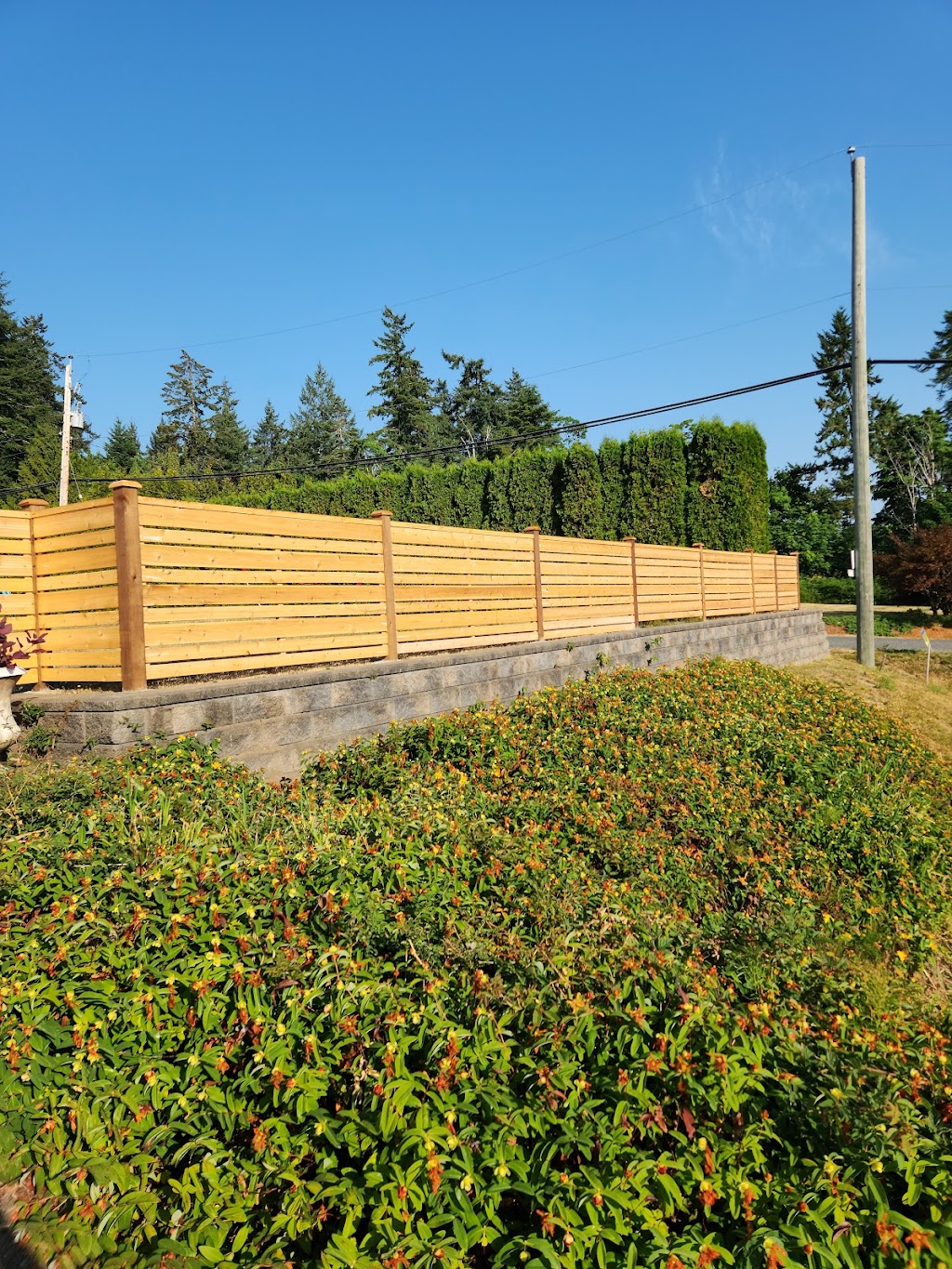K&J Fencing | 1022 Hecker Rd, Courtenay, BC V0R 2M0, Canada | Phone: (250) 871-1178