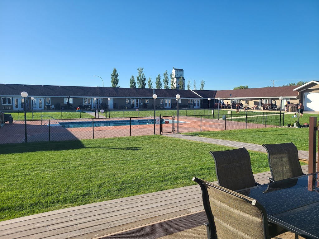 Sarahs Cove Condo Rentals | 1250 Aaro Ave, Elbow, SK S0H 1J0, Canada | Phone: (306) 854-2003