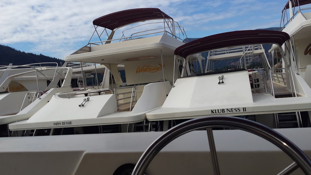 Shuswap Lakeside Vacation Rentals | 505 Poage Ave, Sicamous, BC V0E 2V0, Canada | Phone: (250) 804-3485
