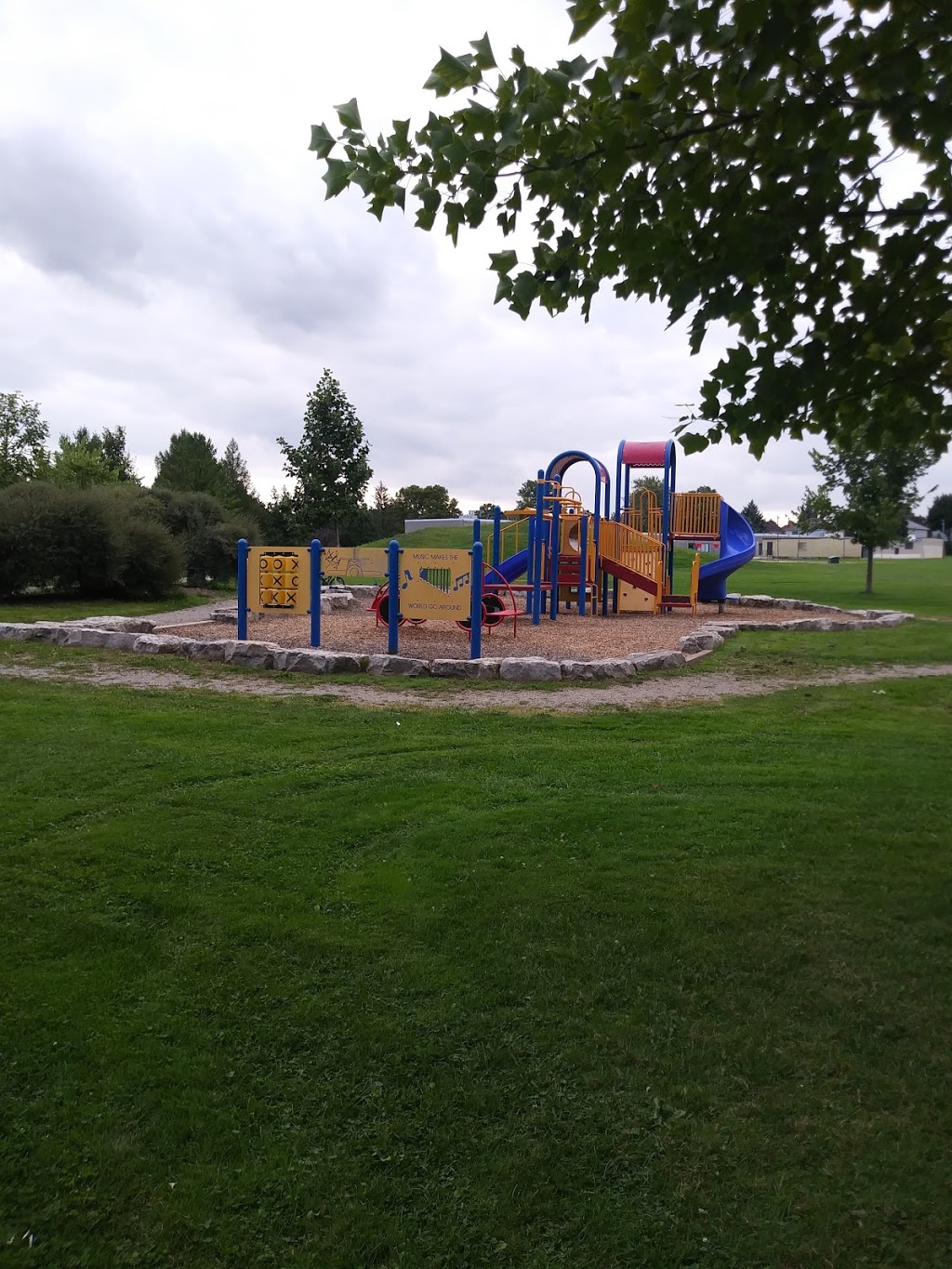 Brier Park | 65 Winding Way, Brantford, ON N3R 3S4, Canada