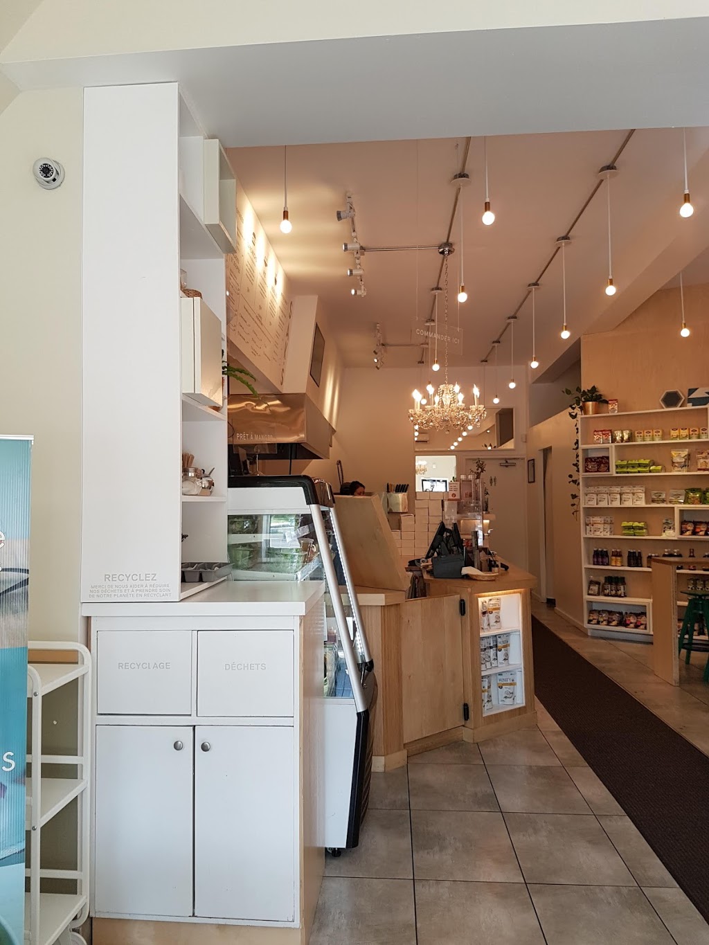 Saks sandwicherie | 7387 Boulevard Saint-Michel, Montréal, QC H2A 3A1, Canada | Phone: (514) 374-2777