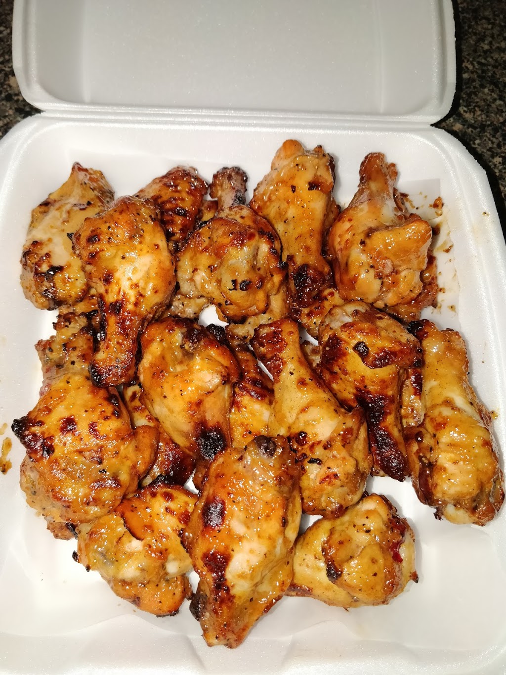 Pizza King | 660 Osborne St #2, Winnipeg, MB R3L 2B6, Canada | Phone: (204) 233-5464