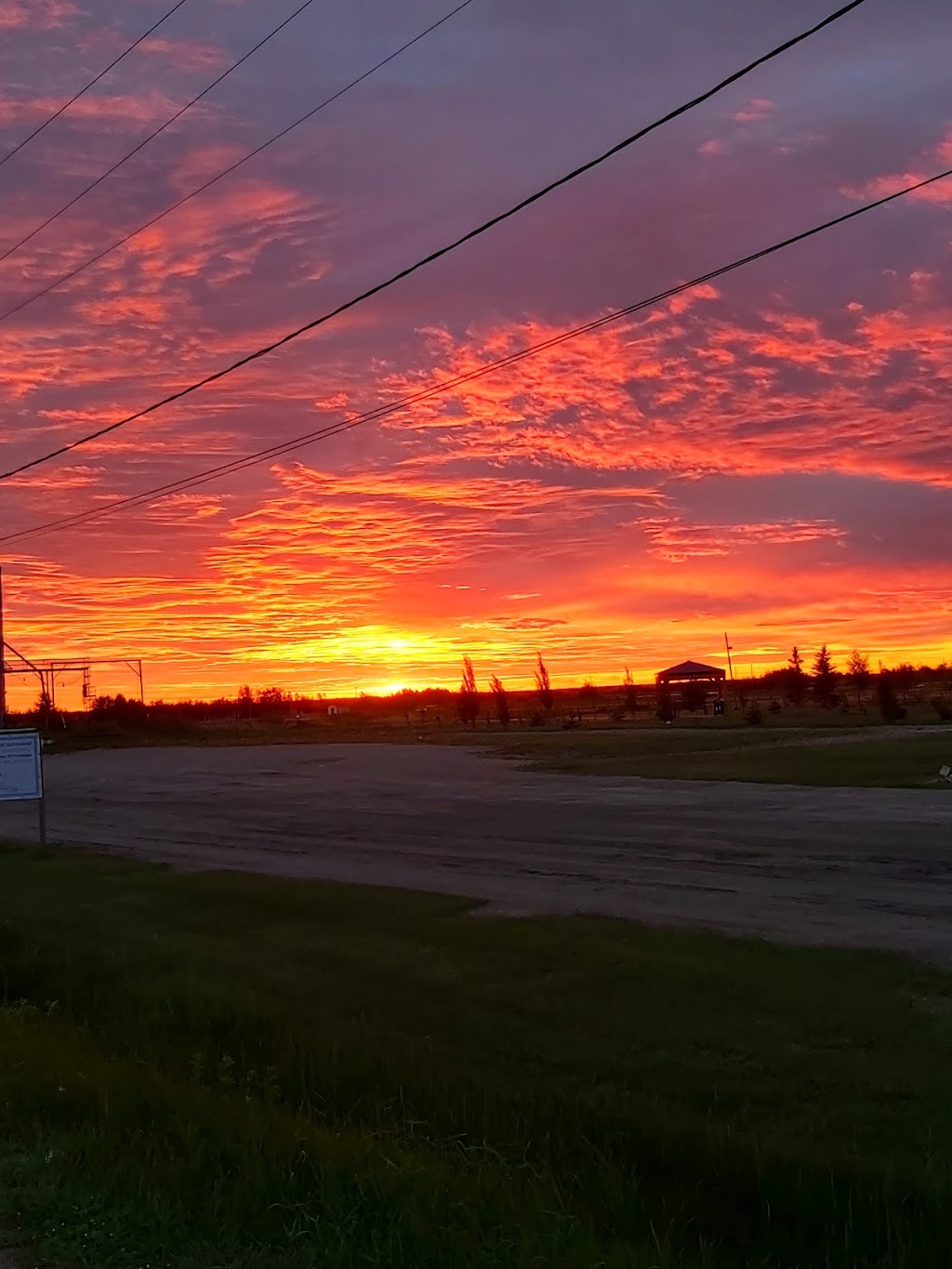 Spiritwood Confectionery | 100 Railway Ave E, Spiritwood, SK S0J 2M0, Canada | Phone: (306) 883-2019