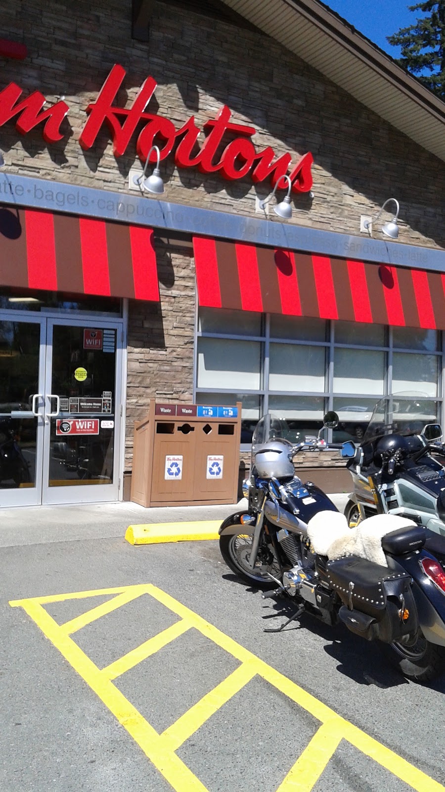 Tim Hortons | 2927 Drinkwater Rd, Duncan, BC V9L 6C6, Canada | Phone: (250) 715-0225