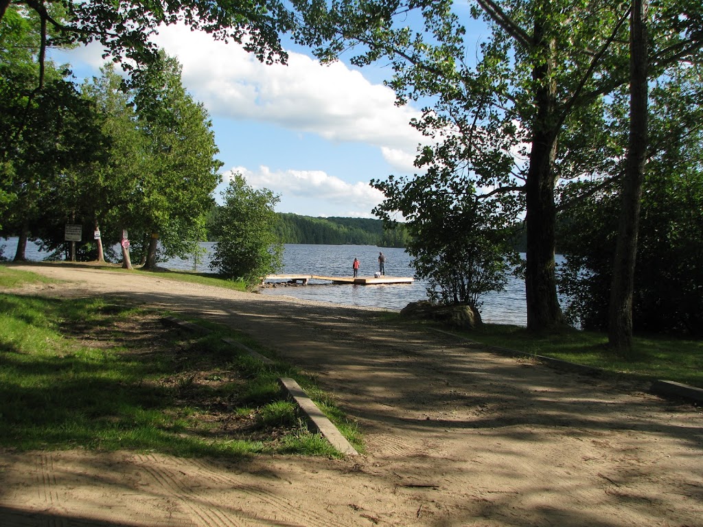 Glamour Lake Park | 2293 Glamorgan Rd, Gooderham, ON K0M 1R0, Canada | Phone: (705) 448-2981