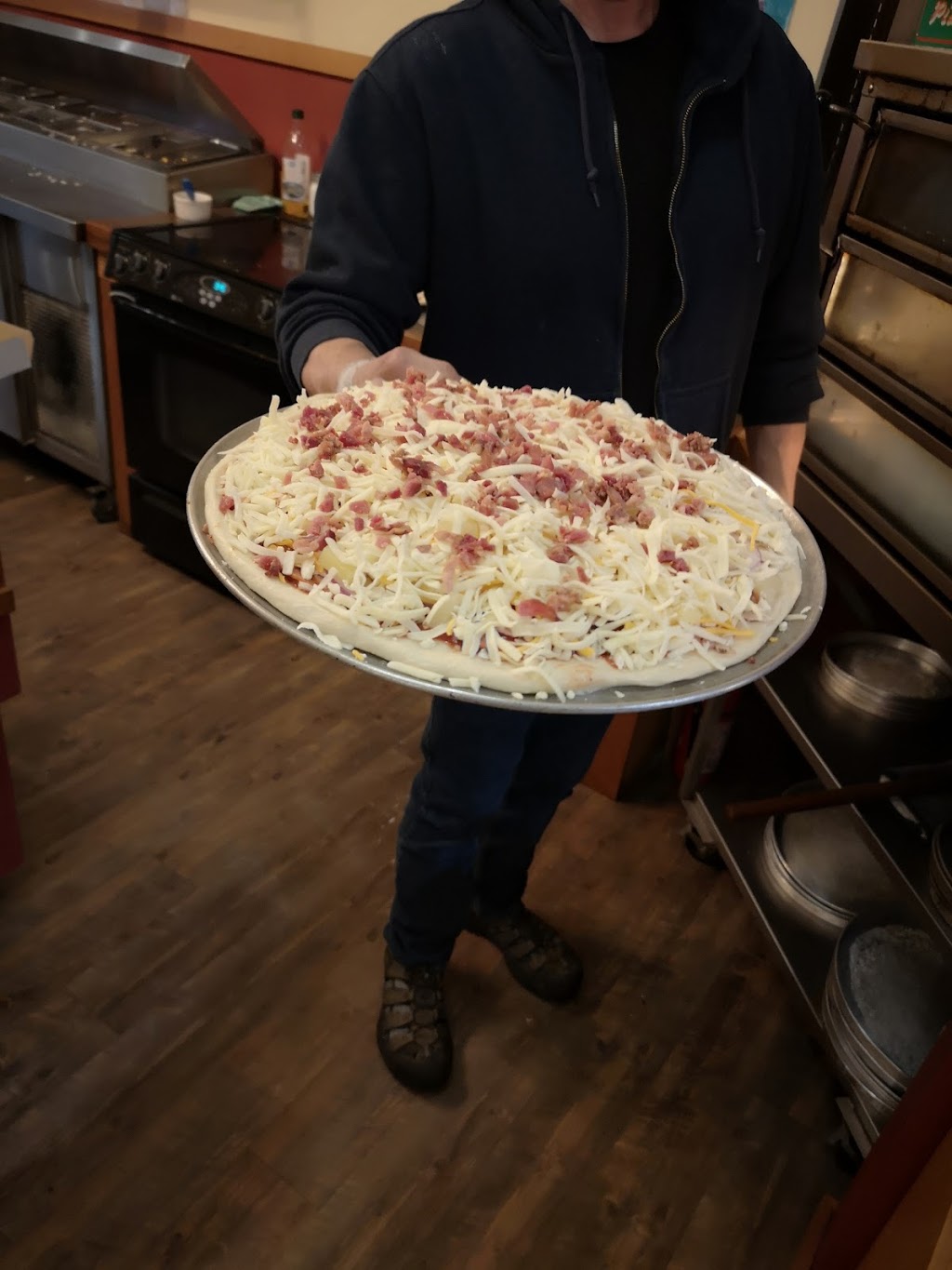 Poppas Pizzeria | 120 Alberni Hwy, Parksville, BC V9P 2G4, Canada | Phone: (250) 248-9121