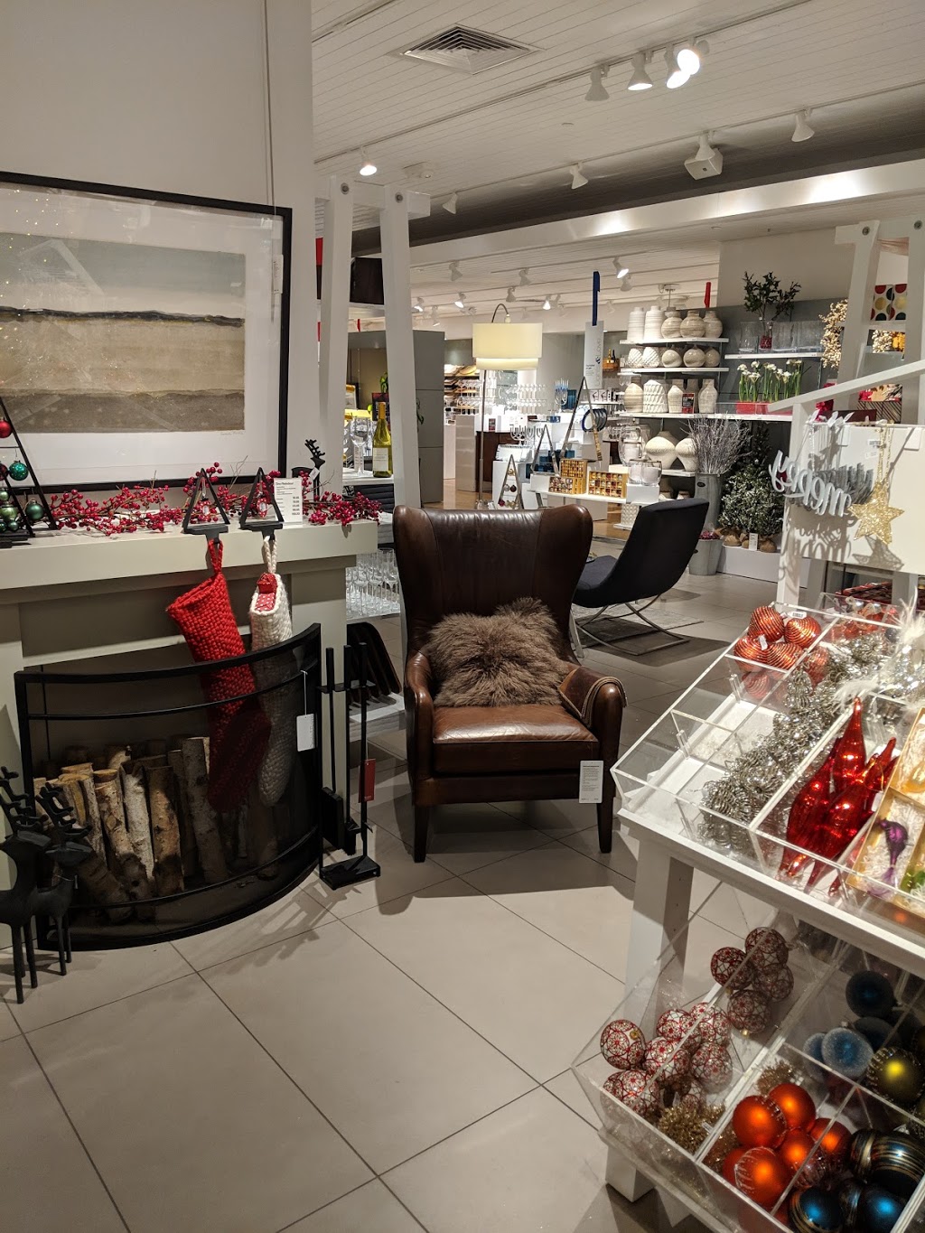 Crate and Barrel | 5015 111 St NW, Edmonton, AB T6H 4M6, Canada | Phone: (780) 436-1454