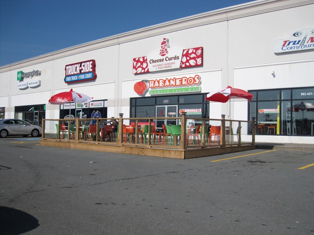 Fish + Chix | 600 Windmill Rd Unit #3, Dartmouth, NS B3B 1B5, Canada | Phone: (902) 446-4400