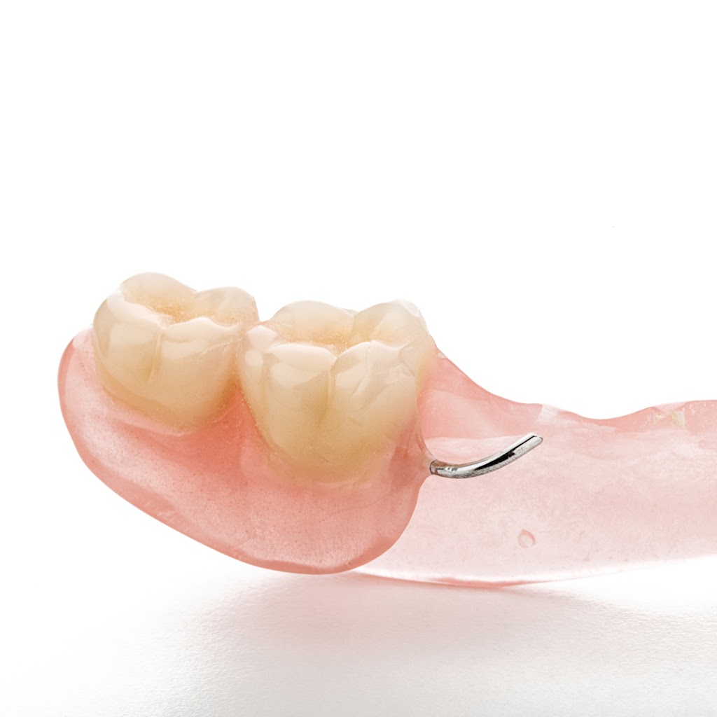 Denturologiste Rivière Rouge | 716 Rue LAnnonciation N Suite 202, Rivière-Rouge, QC J0T 1T0, Canada | Phone: (819) 275-2418