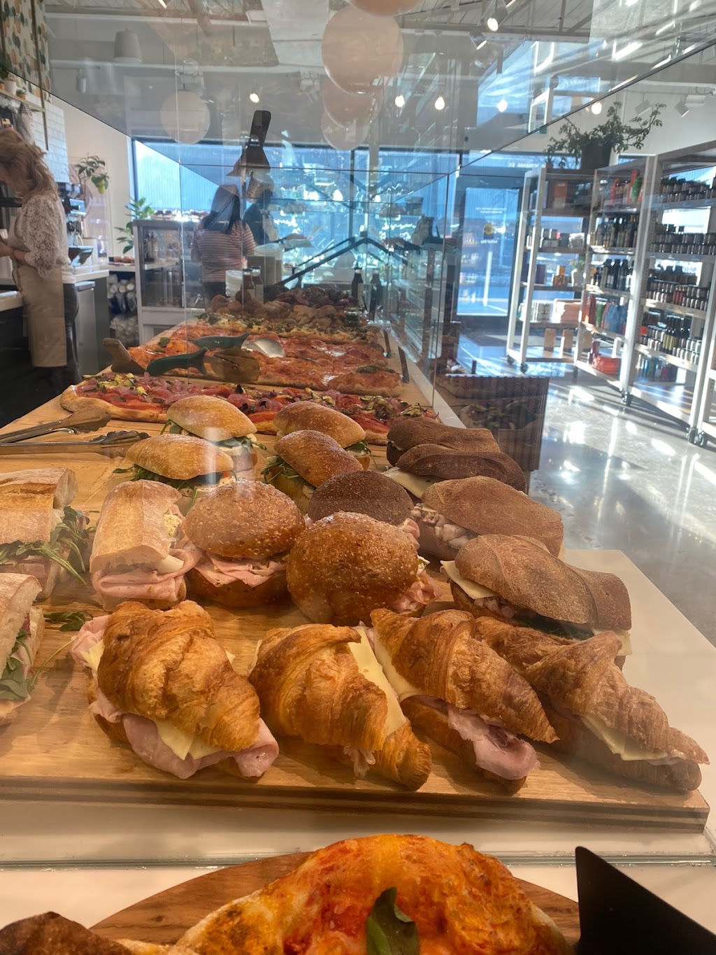 Freebird Market | 232 Norseman St, Etobicoke, ON M8Z 2R4, Canada | Phone: (416) 234-5430