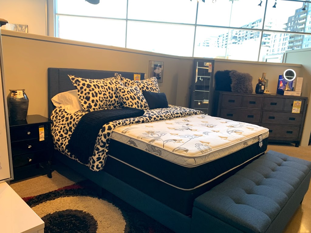 Complexe Angrignon | 6821 Blvd. Newman #6801, LaSalle, QC H8N 1X1, Canada | Phone: (514) 363-9413
