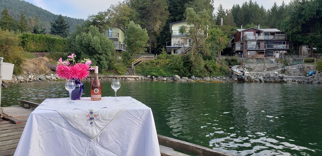 Coho Marina Resort | 12907 Shark Ln, Madeira Park, BC V0N 2H0, Canada | Phone: (604) 883-2248