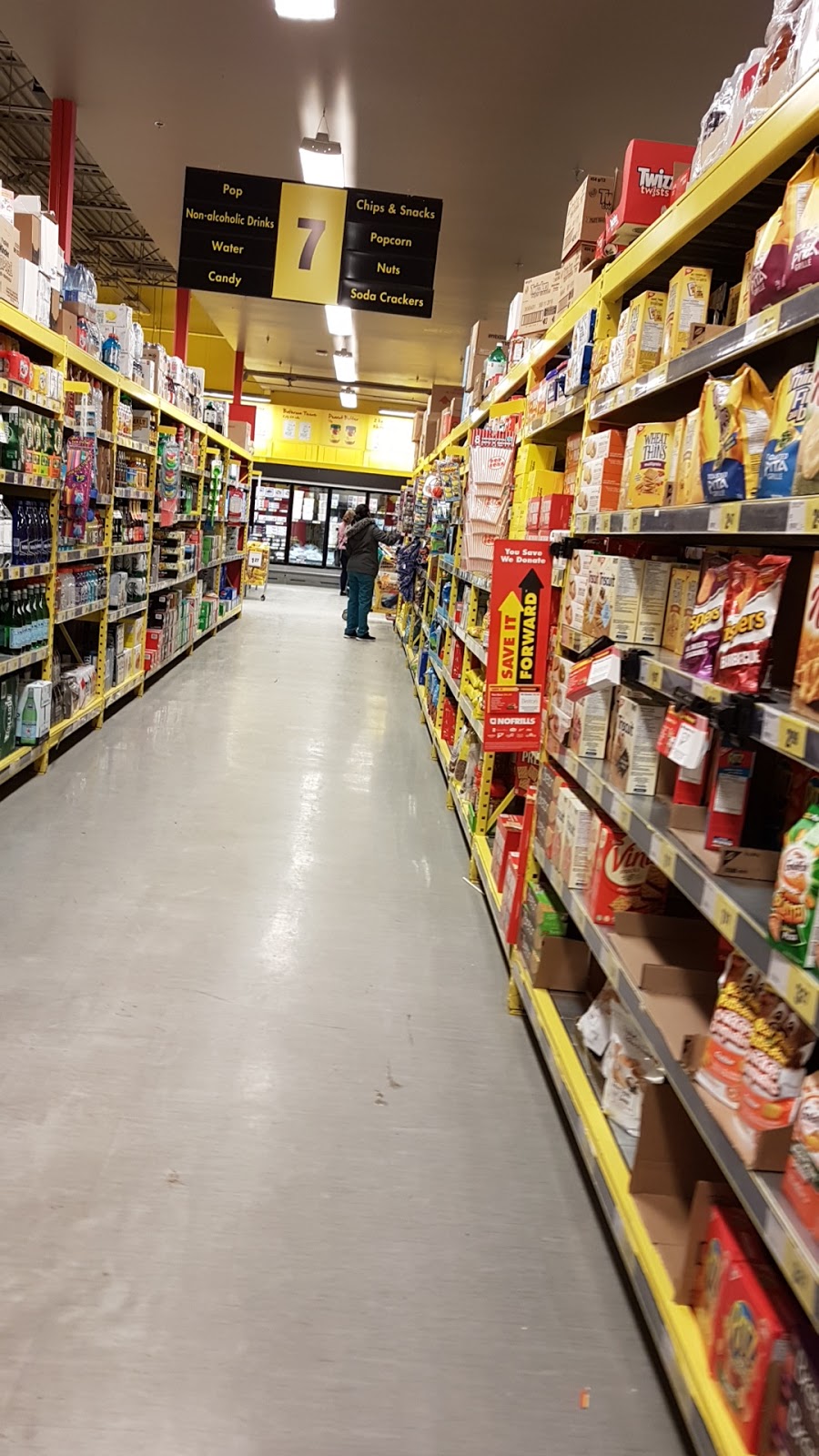 Crawfords No Frills | 5000 4 Ave, Regina, SK S4T 0J6, Canada | Phone: (866) 987-6453