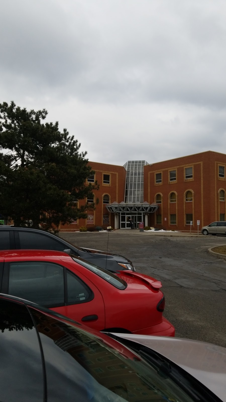 Niagara Health Centre | 180 Vine St S, St. Catharines, ON L2R 7P3, Canada | Phone: (905) 684-1181