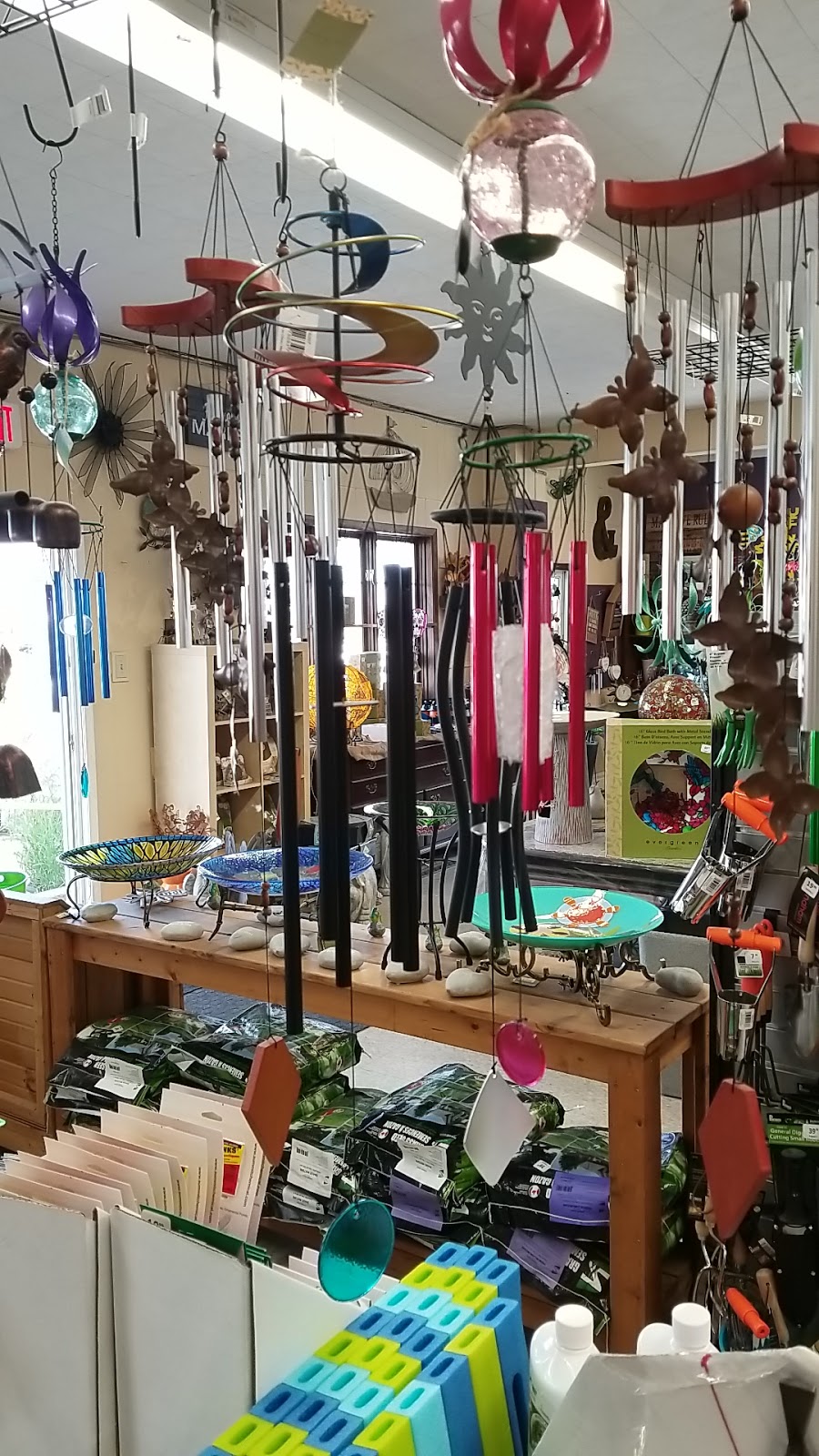 Peter Knippel Nursery & Garden Centre Inc | 4590 Bank St, Gloucester, ON K1T 3W6, Canada | Phone: (613) 822-0383