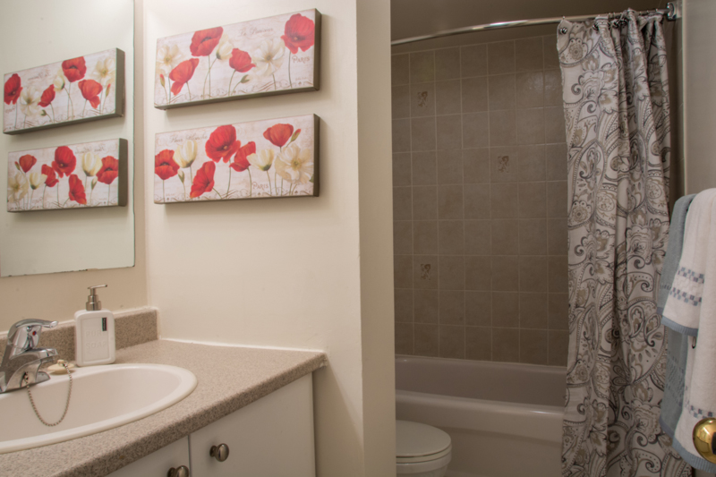 Tanglewood | 15 Woodfield Dr, Nepean, ON K2G 3Y3, Canada | Phone: (613) 667-3938