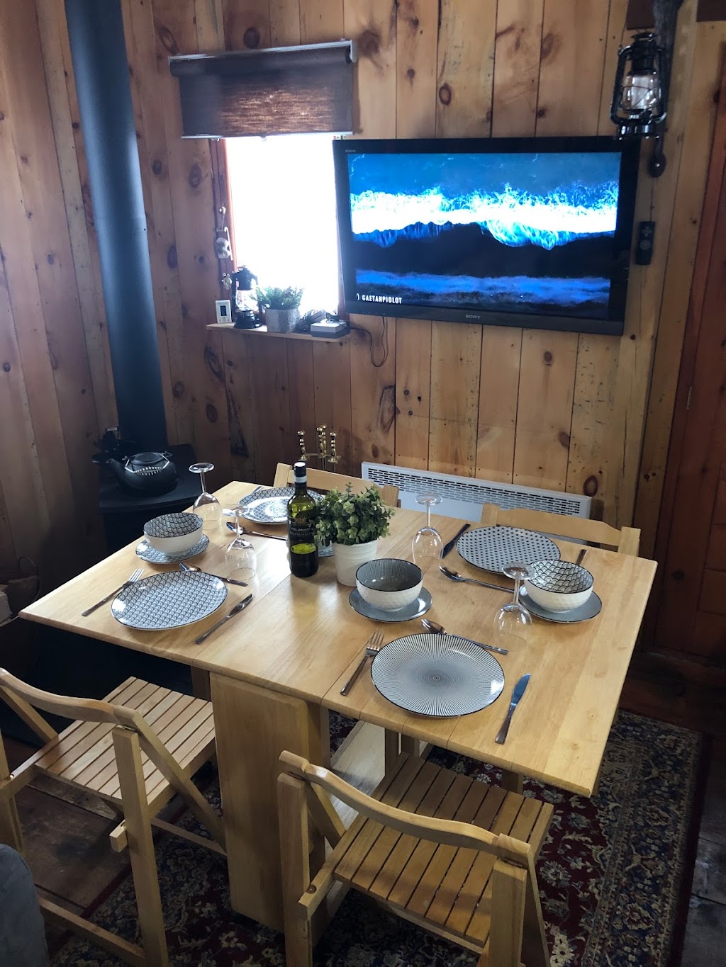 Chalet locatif Blue Sea CITQ #310482 | 501 Rue Centrale, Saint-Alexis-des-Monts, QC J0K 1V0, Canada | Phone: (514) 278-3731