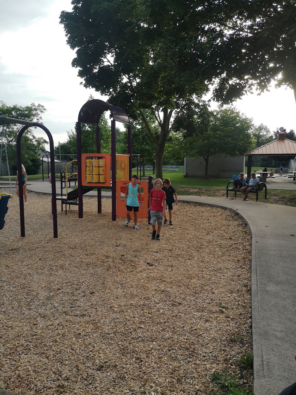 Niagara Falls Lions Club Pool | 4981 Drummond Rd, Niagara Falls, ON L2E 6E2, Canada | Phone: (905) 358-5385
