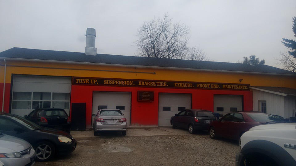 Elizabeth A&M Auto Services / Collision | 33 Elizabeth St, Guelph, ON N1E 2X1, Canada | Phone: (519) 766-0888