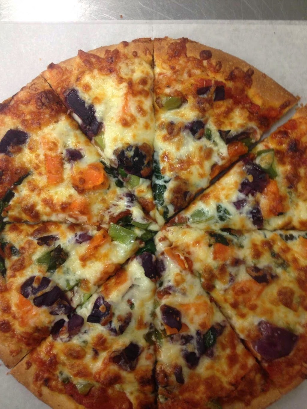 Bellissimo! Pizza | 4125 Spiers Rd, Kelowna, BC V1W 4B6, Canada | Phone: (250) 862-8332
