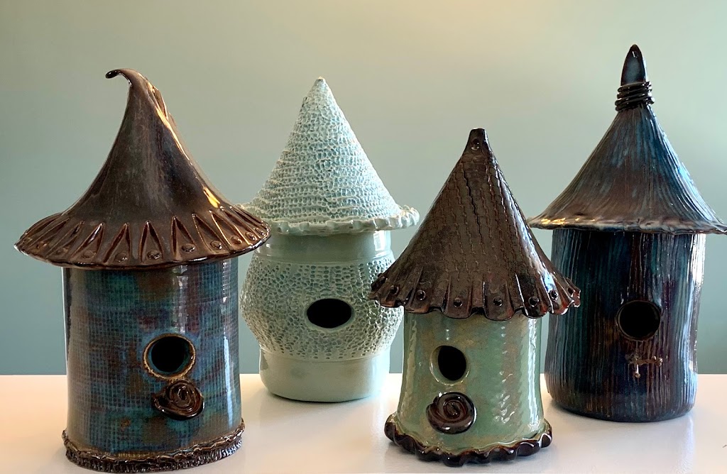 Earthandclay | 724 Hunterplain Hill NW, Calgary, AB T2K 4M1, Canada | Phone: (403) 608-0003