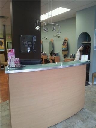 Salon Gii | 951 Gordon St #5A, Guelph, ON N1G 4S1, Canada | Phone: (519) 821-6987