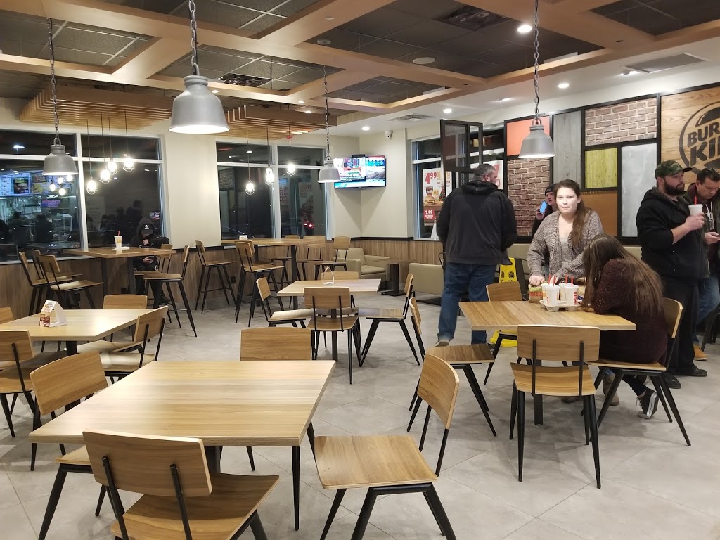 Burger King | 545 Bradford Street, Bradford, ON L3Z 2A4, Canada | Phone: (866) 394-2493