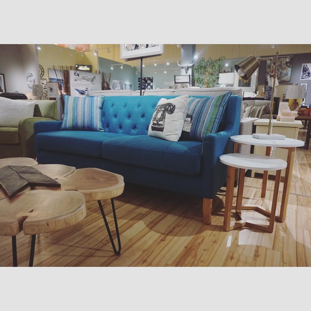 Gananoque Home Furniture | 875 Stone St N, Gananoque, ON K7G 3E4, Canada | Phone: (613) 382-3386
