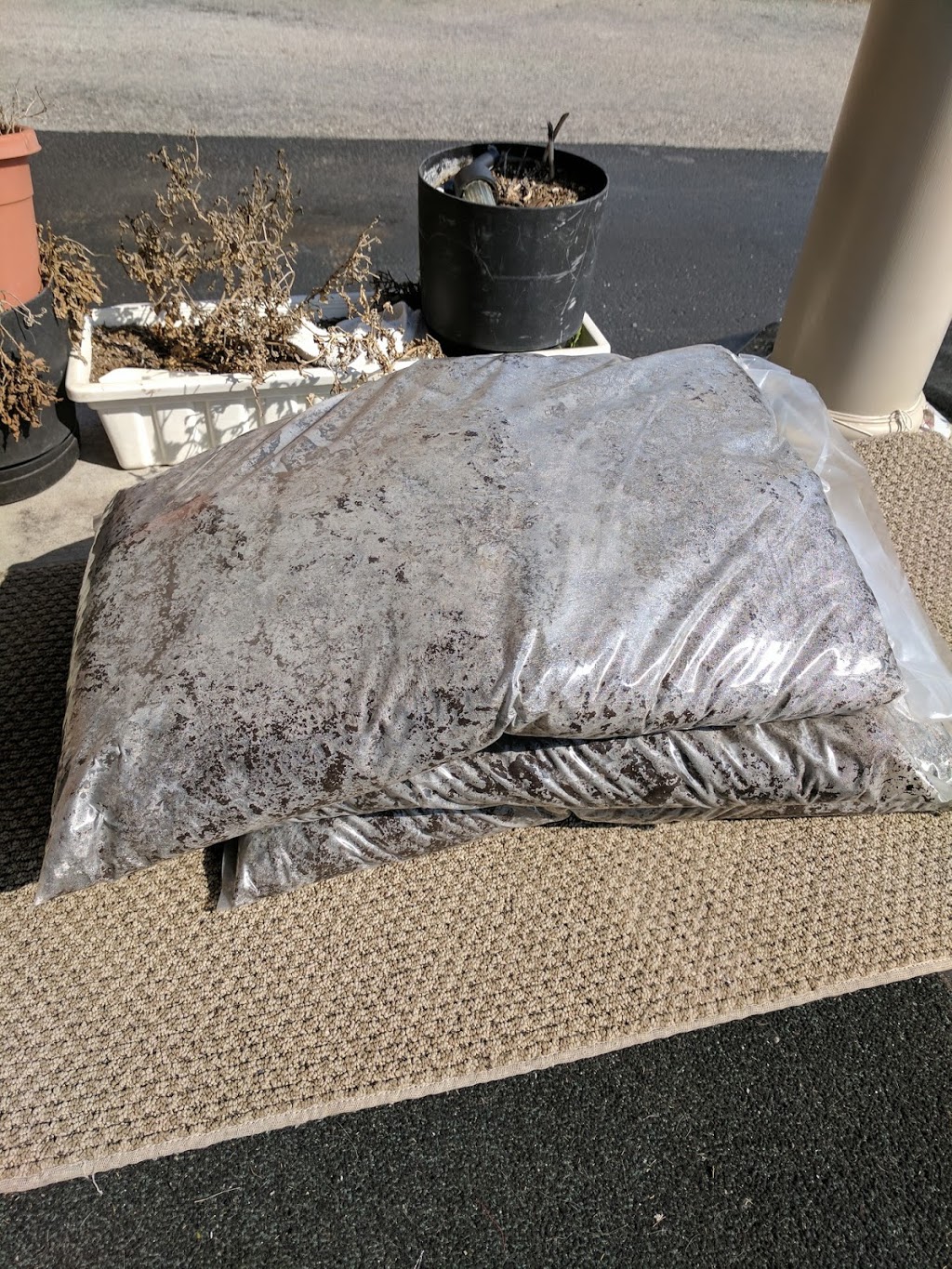 Garden Supply Centre | 8885 Sheppard Ave E, Scarborough, ON M1B 5R7, Canada | Phone: (416) 282-9976
