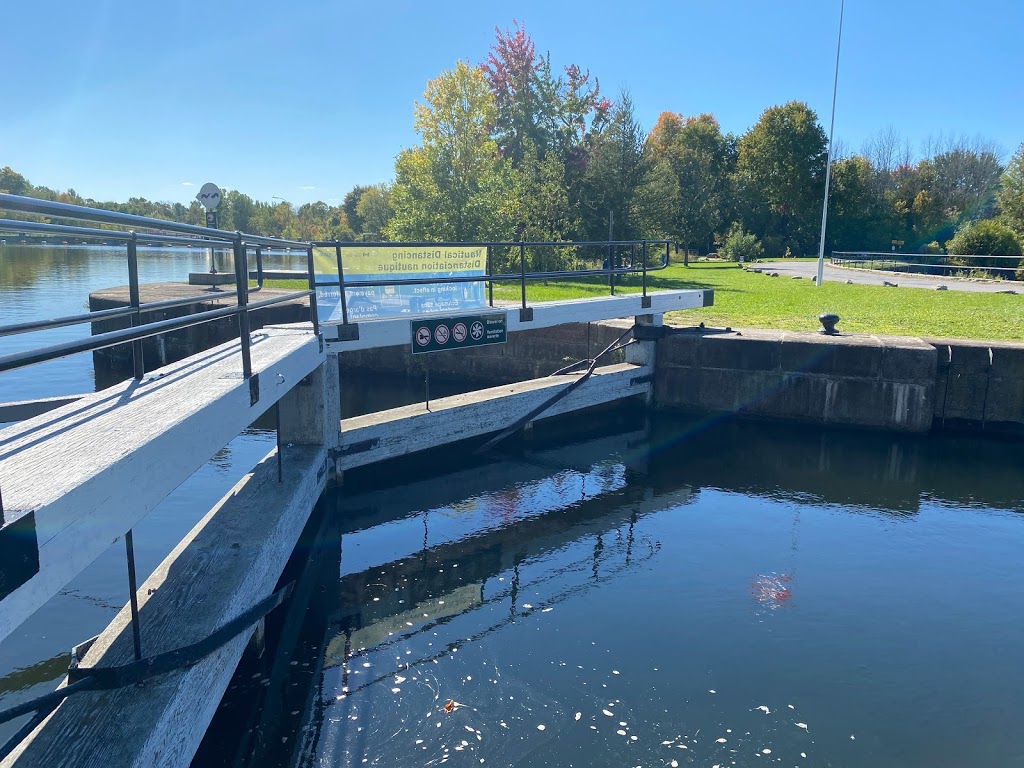 Long Island Locks - Parking | Nicolls Island Rd, Manotick, ON K4M 0E2, Canada | Phone: (403) 389-1387