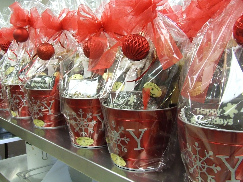 Chelsea Chocolates | 3471 Penetanguishene Rd, Barrie, ON L4M 4Y8, Canada | Phone: (705) 725-9210
