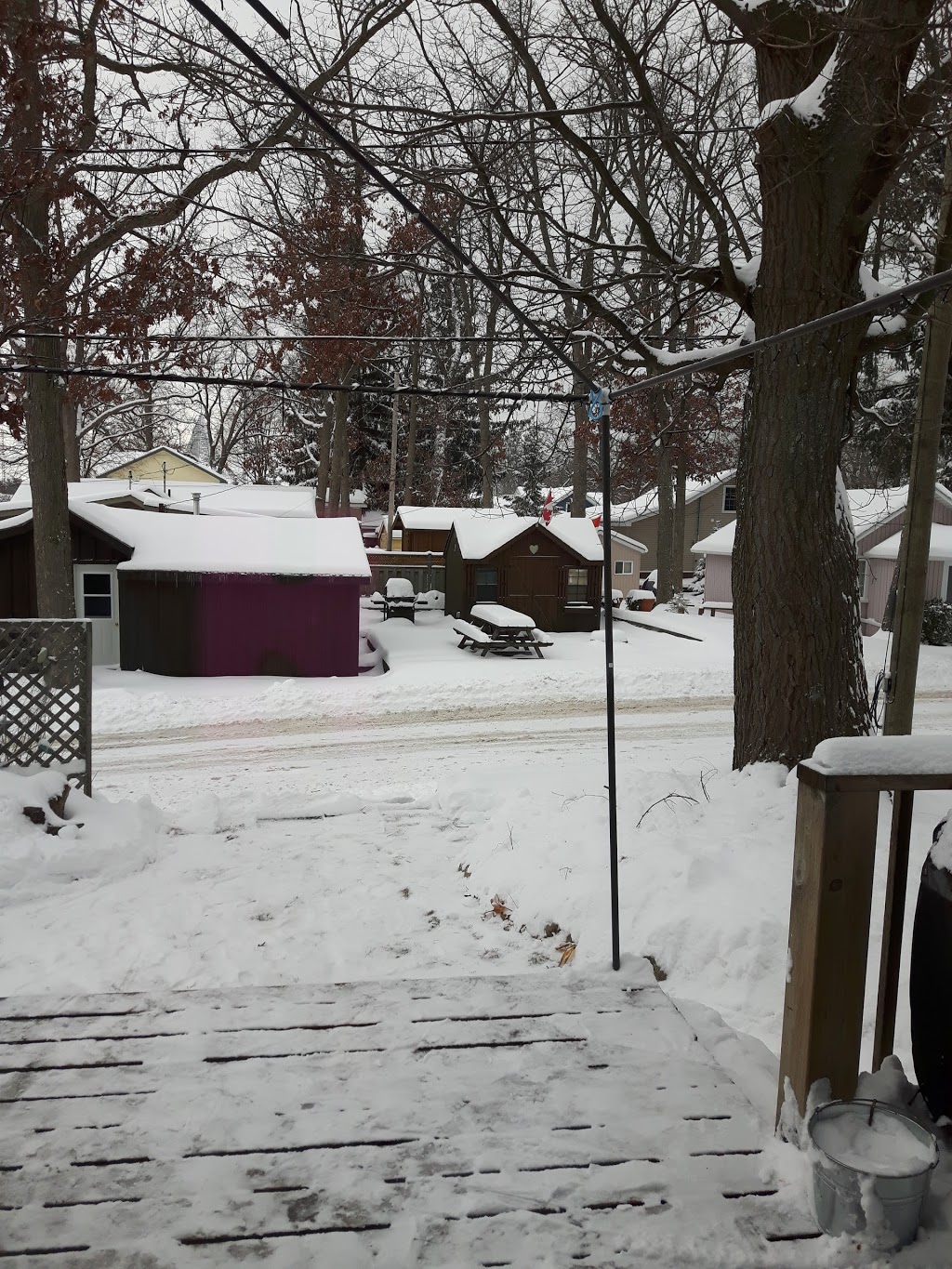 Cozy Corner Cabins | 19 Queens Ave, Grand Bend, ON N0M 1T0, Canada | Phone: (519) 615-7851