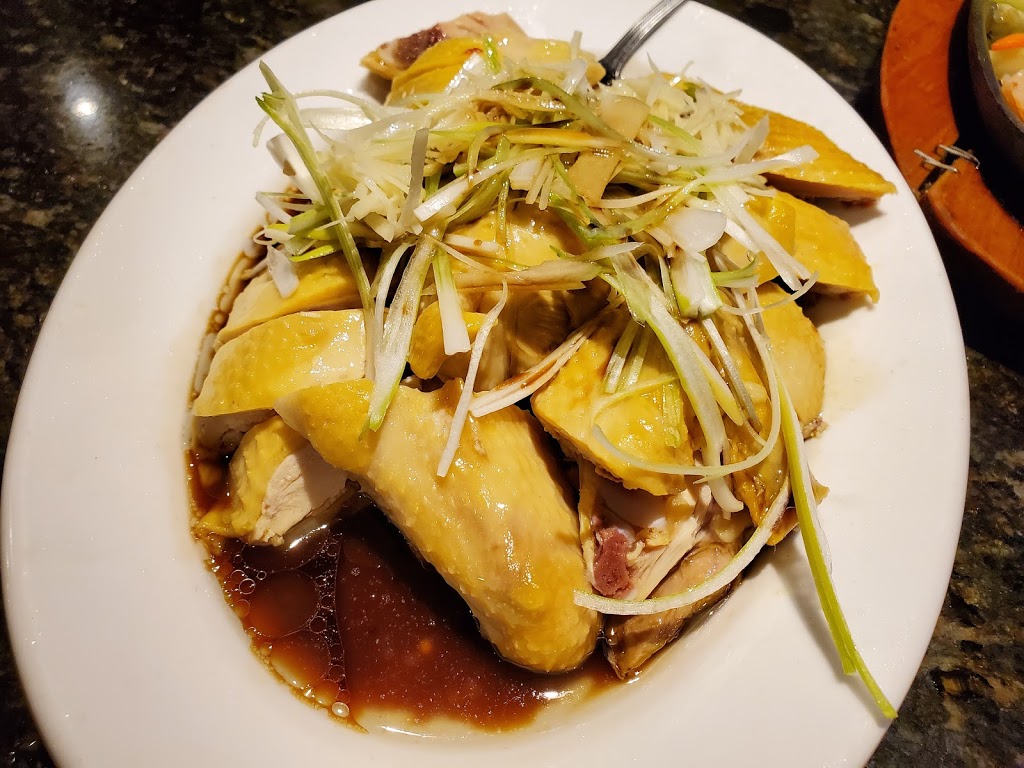 Beijing Legend | 1800 Bank St, Ottawa, ON K1V 0W3, Canada | Phone: (613) 737-5588
