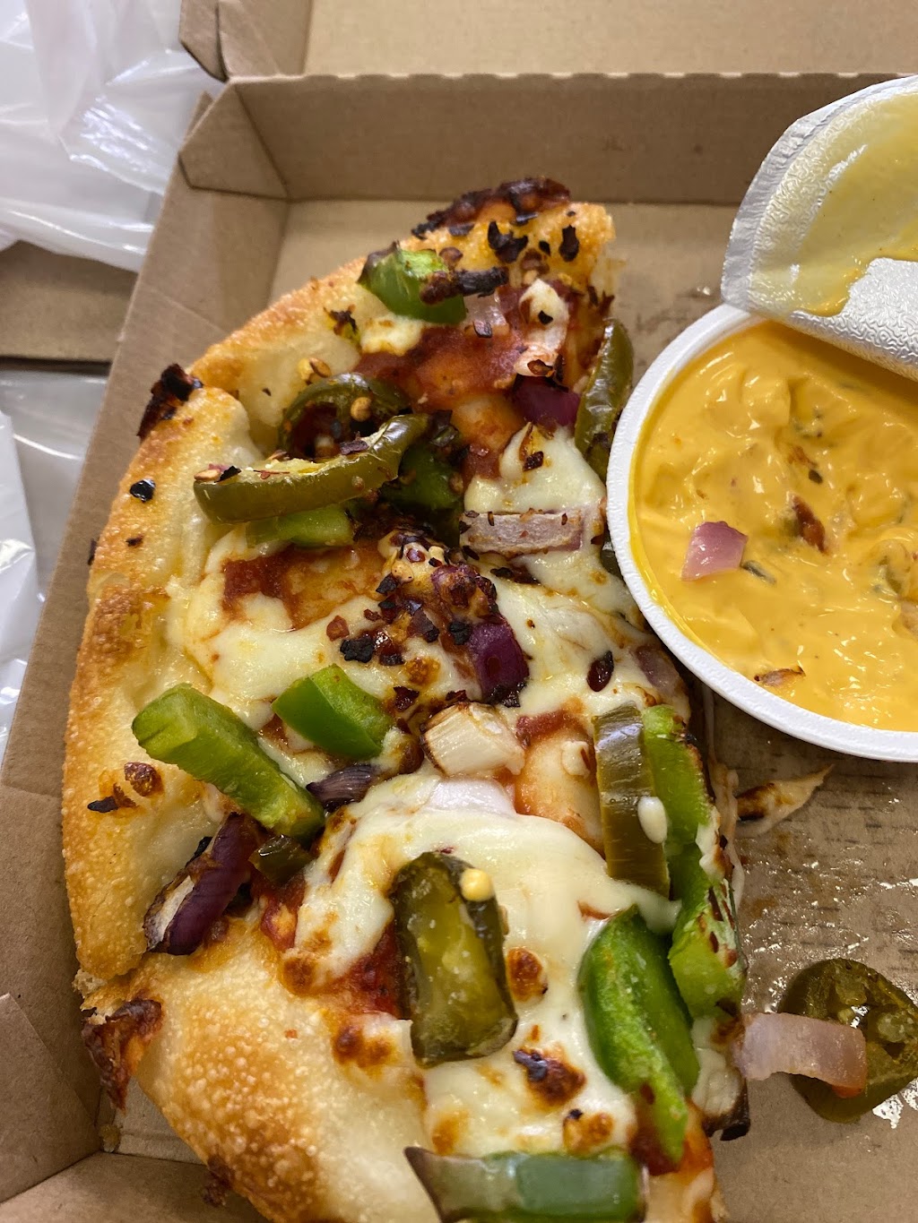 Pizza Hut | 844 Danforth Ave, Toronto, ON M4J 1L7, Canada | Phone: (416) 461-5888