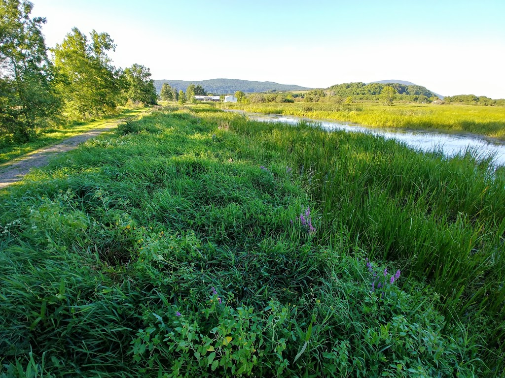 La Grande Ferme | 800 Chemin du Cap Tourmente, Saint-Joachim, QC G0A 3X0, Canada | Phone: (418) 827-4608