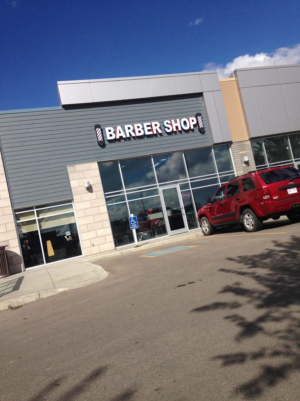 Newcastle Barbershop | 16979 127 St NW, Edmonton, AB T6V 0T1, Canada | Phone: (587) 523-5555