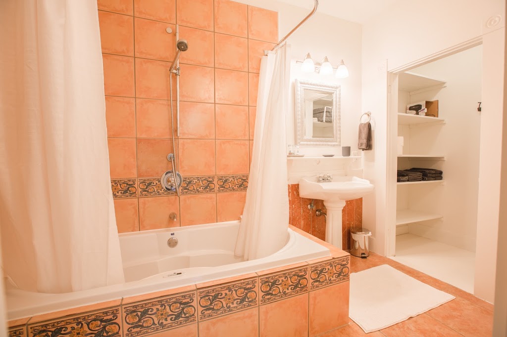 River Ridge Lodge | 28 Silver Point Rd, Mahone Bay, NS B0J 2E0, Canada | Phone: (902) 531-2284