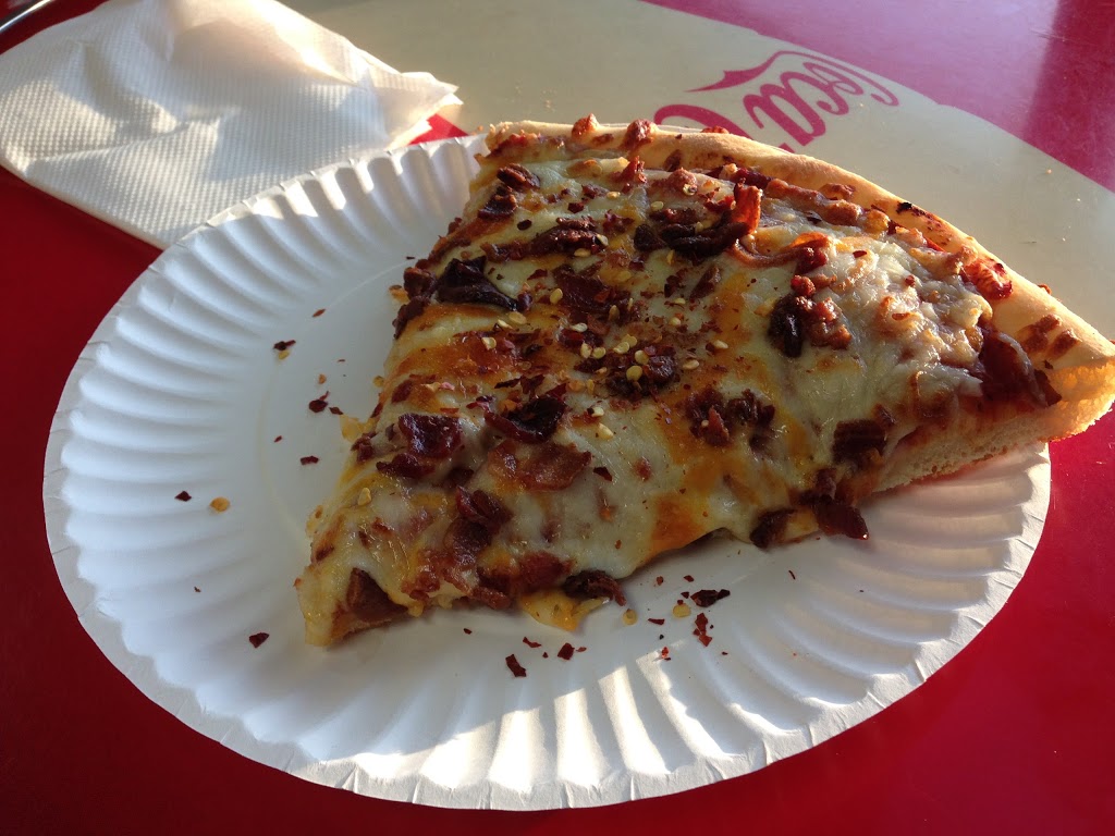 Hot House Pizza | 4071 Shelbourne St #3, Victoria, BC V8N 3K7, Canada | Phone: (250) 472-3663