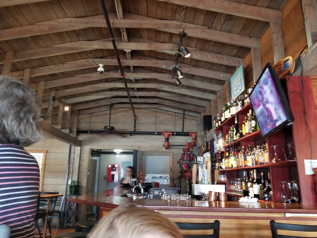 The Madrona Bar & Grill | 310 Main St, Eastsound, WA 98245, USA | Phone: (360) 376-7171