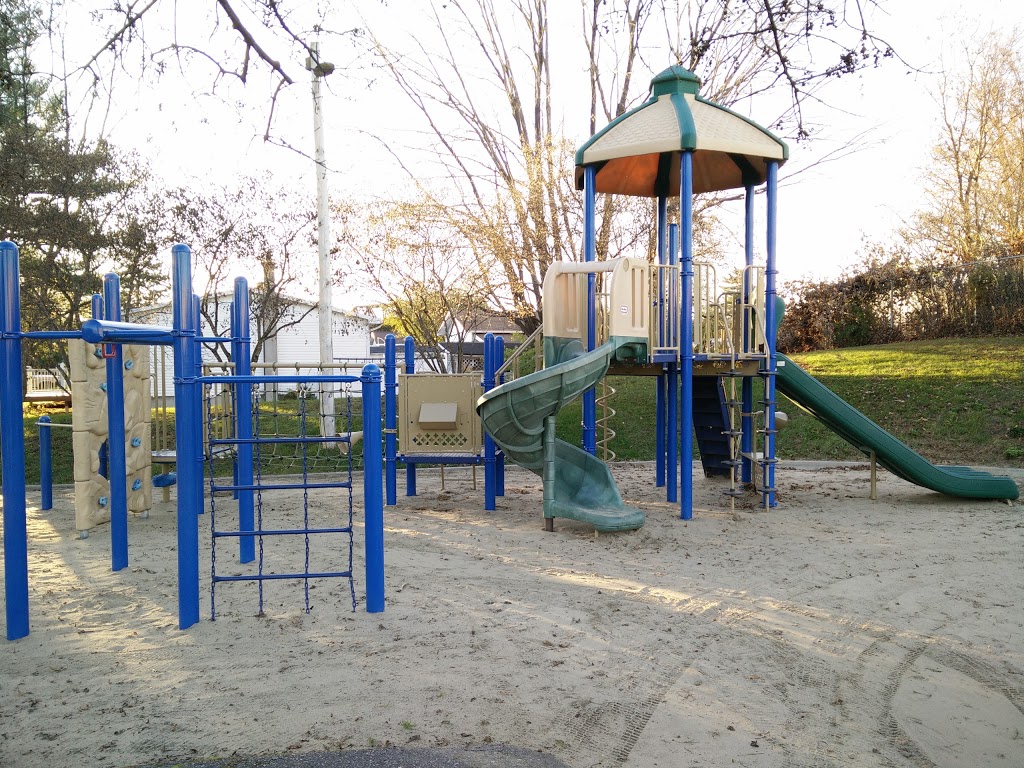 Parc de Lucerne | 57 Rue Carmen, Gatineau, QC J8T 2N7, Canada
