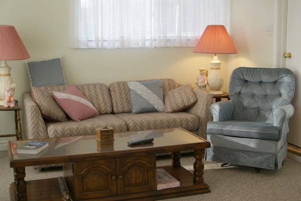 Liftlock Bed and Breakfast | 810 Canal Rd, Peterborough, ON K9L 1A1, Canada | Phone: (705) 742-0110