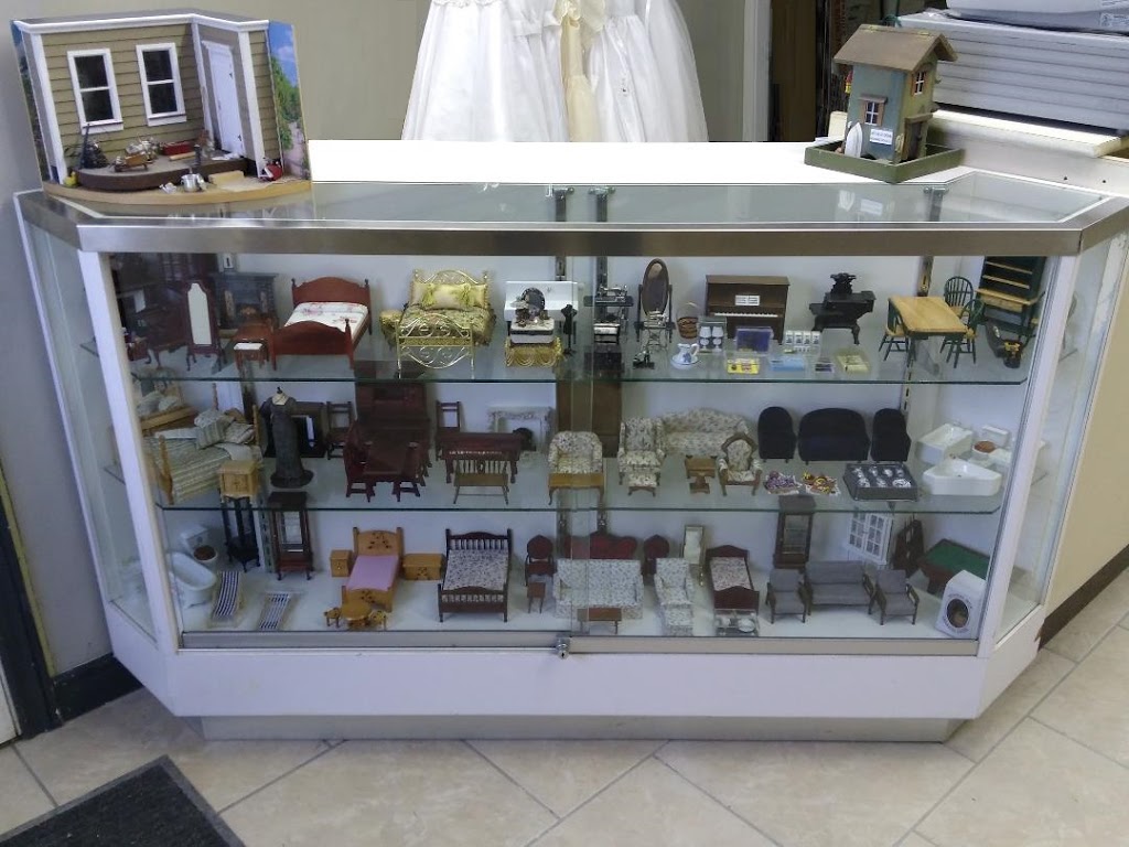 The Crafty Tailor | 52 Conception Bay Hwy, Holyrood, NL A0A 2R0, Canada | Phone: (709) 231-2552