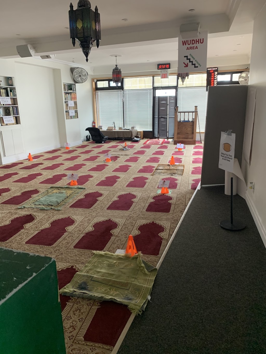 Masjid Alqalam | 2430 Dufferin St, York, ON M6E 3T1, Canada | Phone: (647) 435-8472
