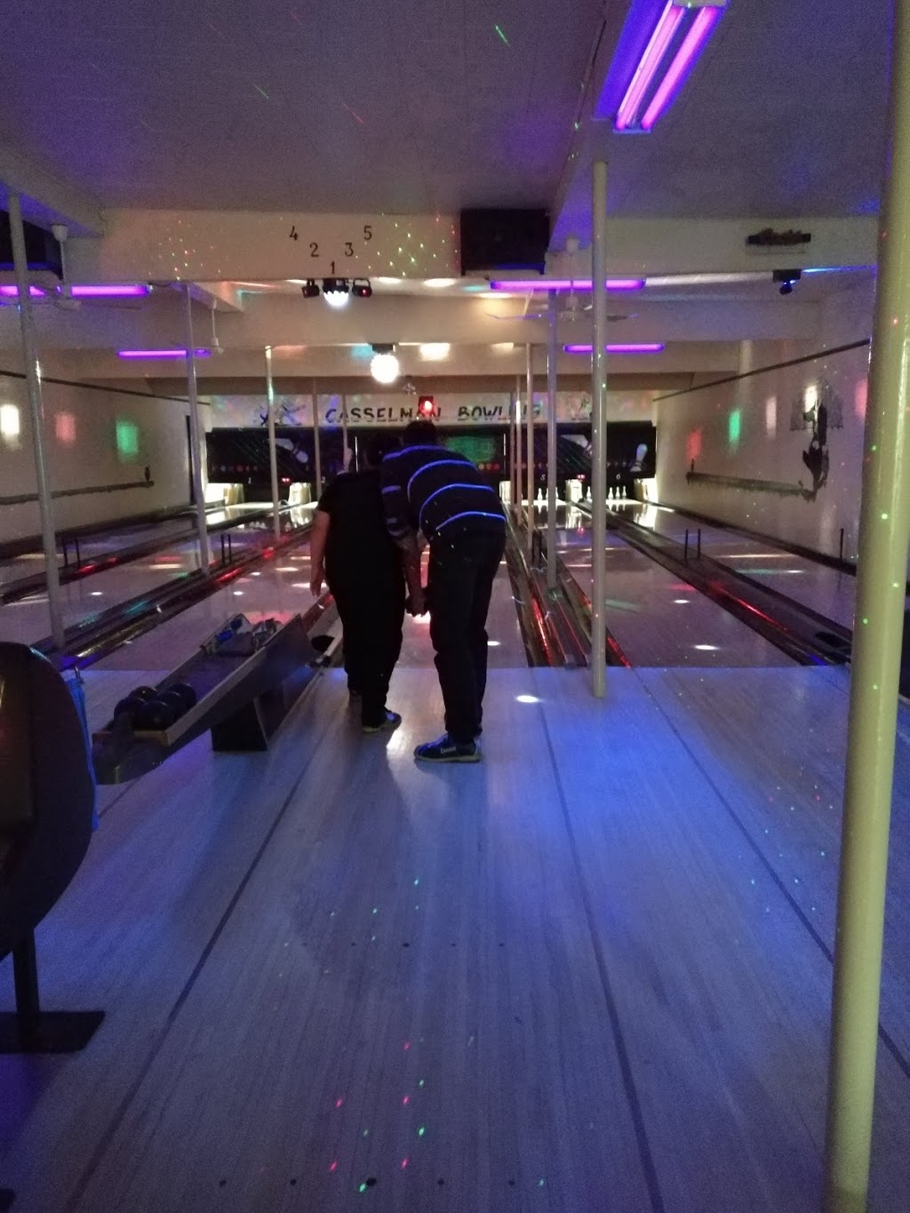 Casselman Bowling | 715 Principale St, Casselman, ON K0A 1M0, Canada | Phone: (613) 764-3076