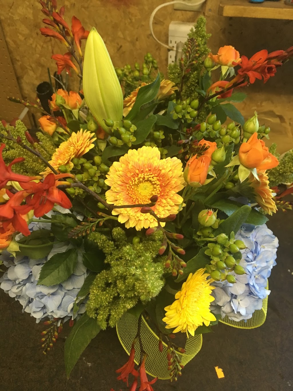 Pirin Flowers and Gifts | 1489 Stayte Rd, White Rock, BC V4B 4Z3, Canada | Phone: (604) 787-5623