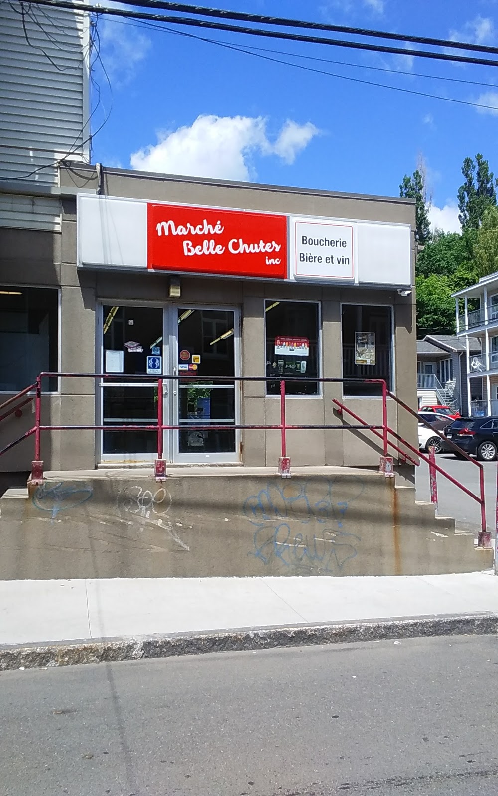 Marché Belle Chutes | 56 Avenue Ruel, Québec, QC G1C 2E1, Canada | Phone: (418) 661-2605