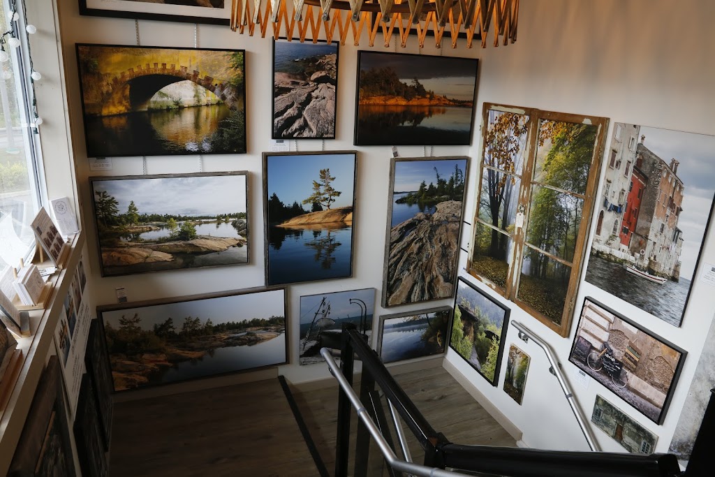 Art On Stone - Shipyards Marketplace | 908 Bay St, Gravenhurst, ON P1P 1Z9, Canada | Phone: (705) 790-4790