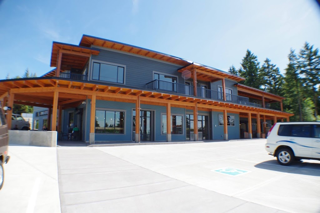 Pacific Point Market and Suites | 7013 Thunder Bay St, Powell River, BC V8A 1E3, Canada | Phone: (604) 489-9111